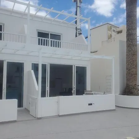 Atlantic View 2b 2 Bedroom Ground Floor, Complex Featured On A Place In The Sun Apartment *